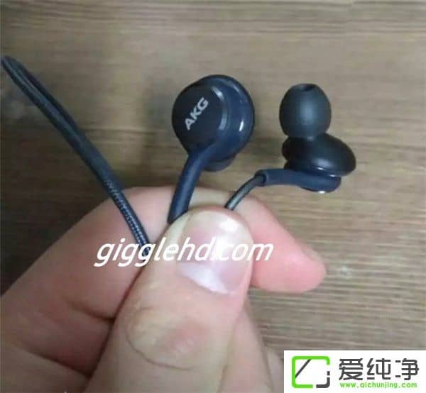 曝三星S8將標(biāo)配AKG耳機(jī)：入耳式設(shè)計(jì)